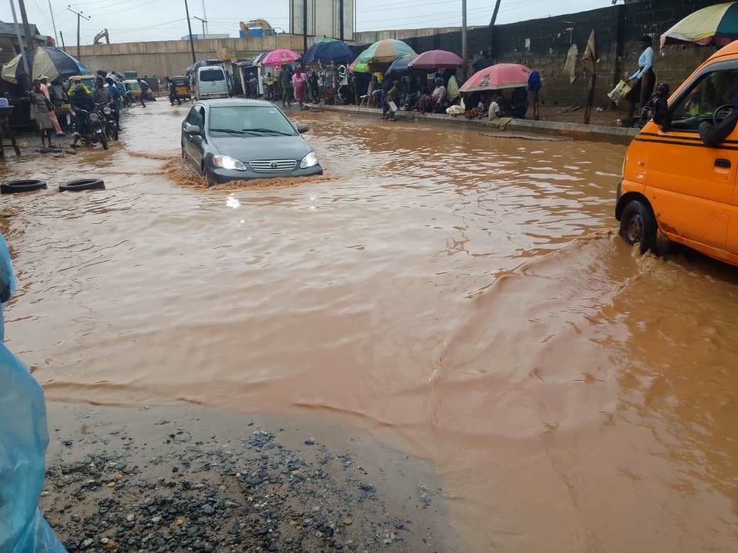 Flooded section of Oju Ore Road in Ado-Odo/Ota, Ogun State
